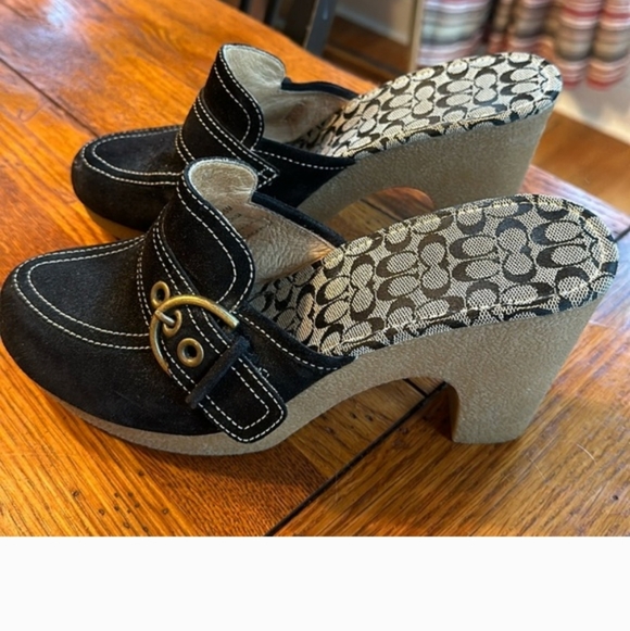 Coach Suede Shoe - Picture 3 of 9